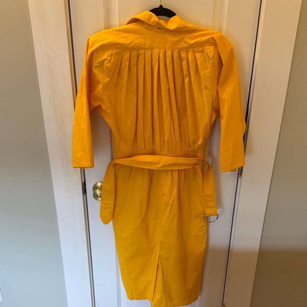 True Vintage 💛⚠️ 80s Yellow Button-Up Belted Dress - Picture 2 of 10